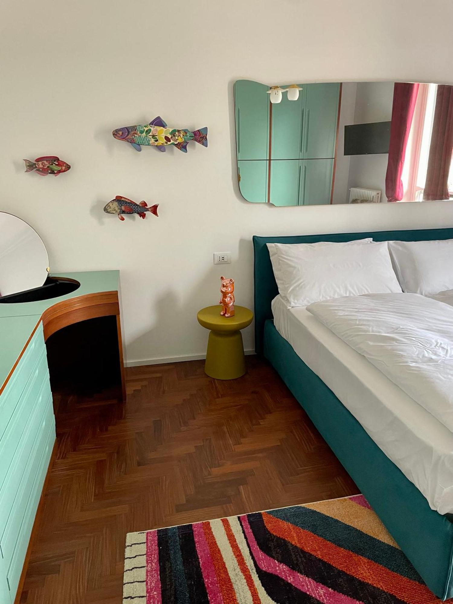 149 Borgo Ticino Suite Attico Di Lusso Con Terrazzo E Parking Privato Pavia Eksteriør billede