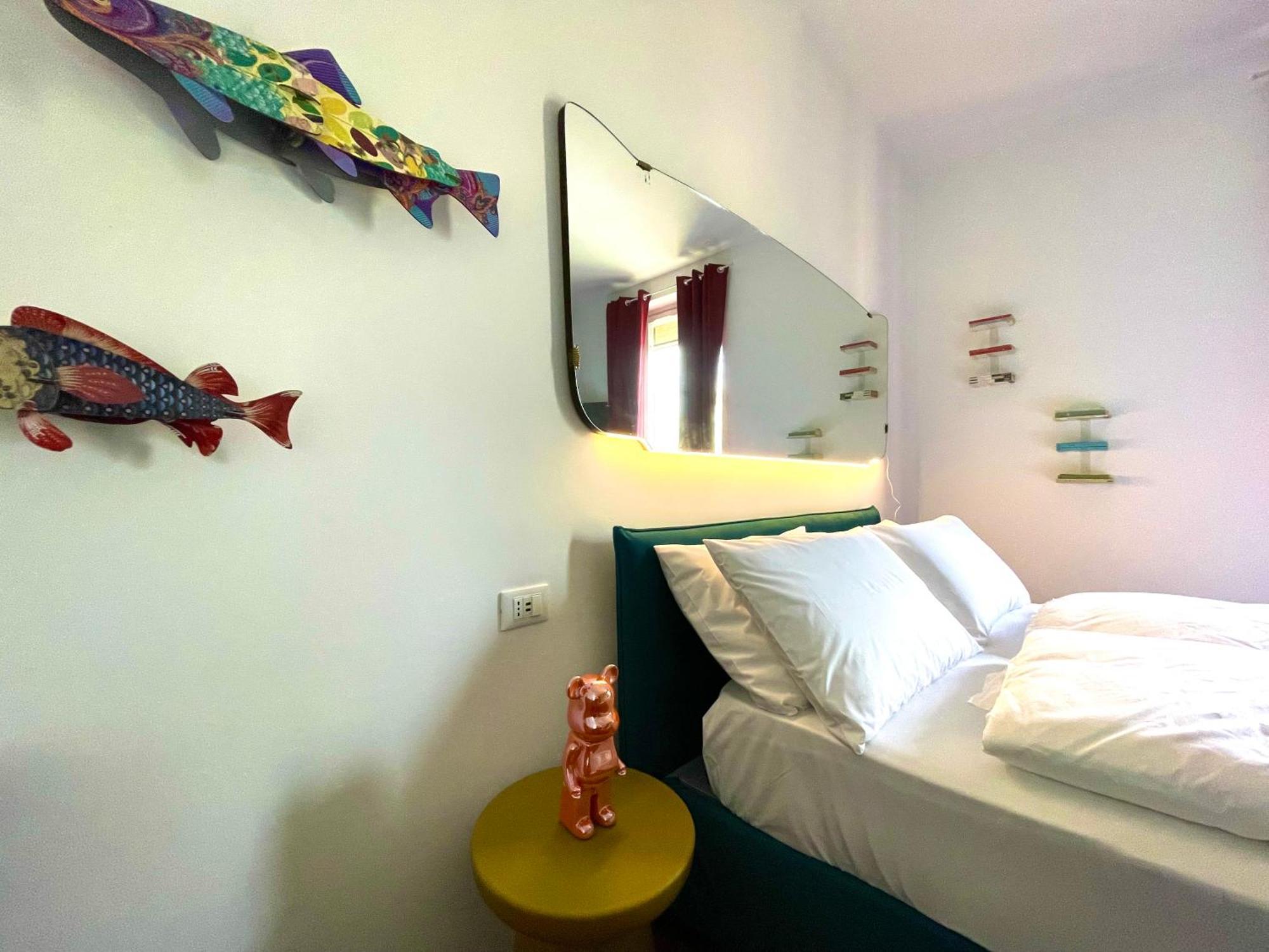 149 Borgo Ticino Suite Attico Di Lusso Con Terrazzo E Parking Privato Pavia Eksteriør billede