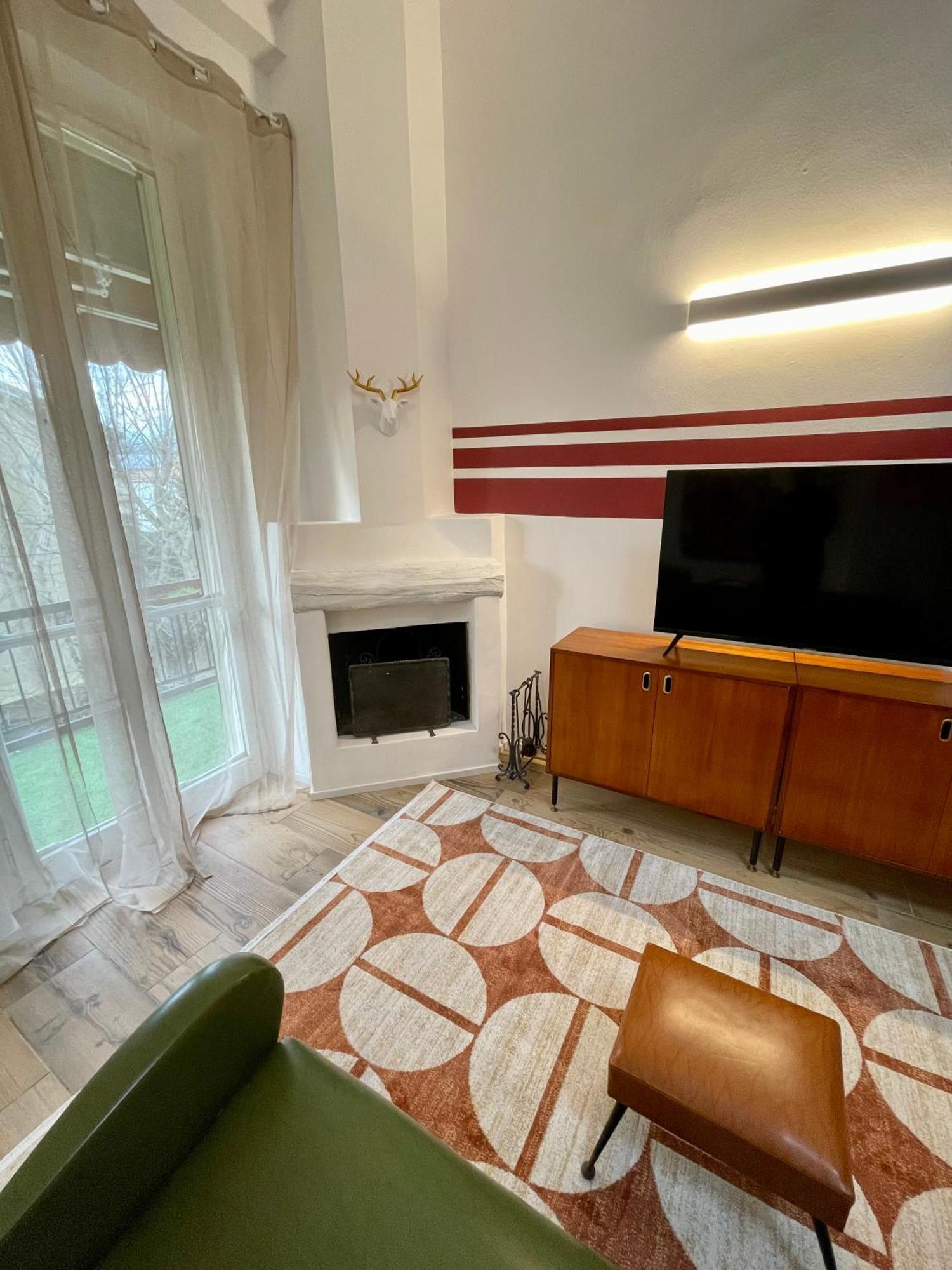 149 Borgo Ticino Suite Attico Di Lusso Con Terrazzo E Parking Privato Pavia Eksteriør billede
